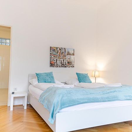 Amazing 2Br City Stay, Wiener Stadthalle Kültér fotó