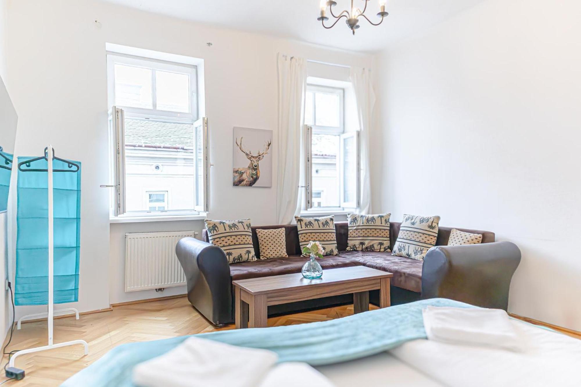 Amazing 2Br City Stay, Wiener Stadthalle Kültér fotó