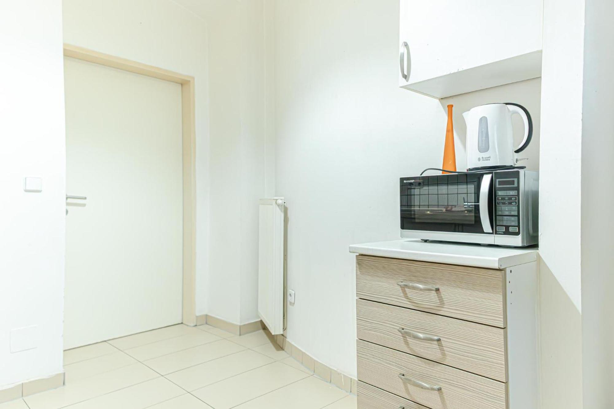 Amazing 2Br City Stay, Wiener Stadthalle Kültér fotó