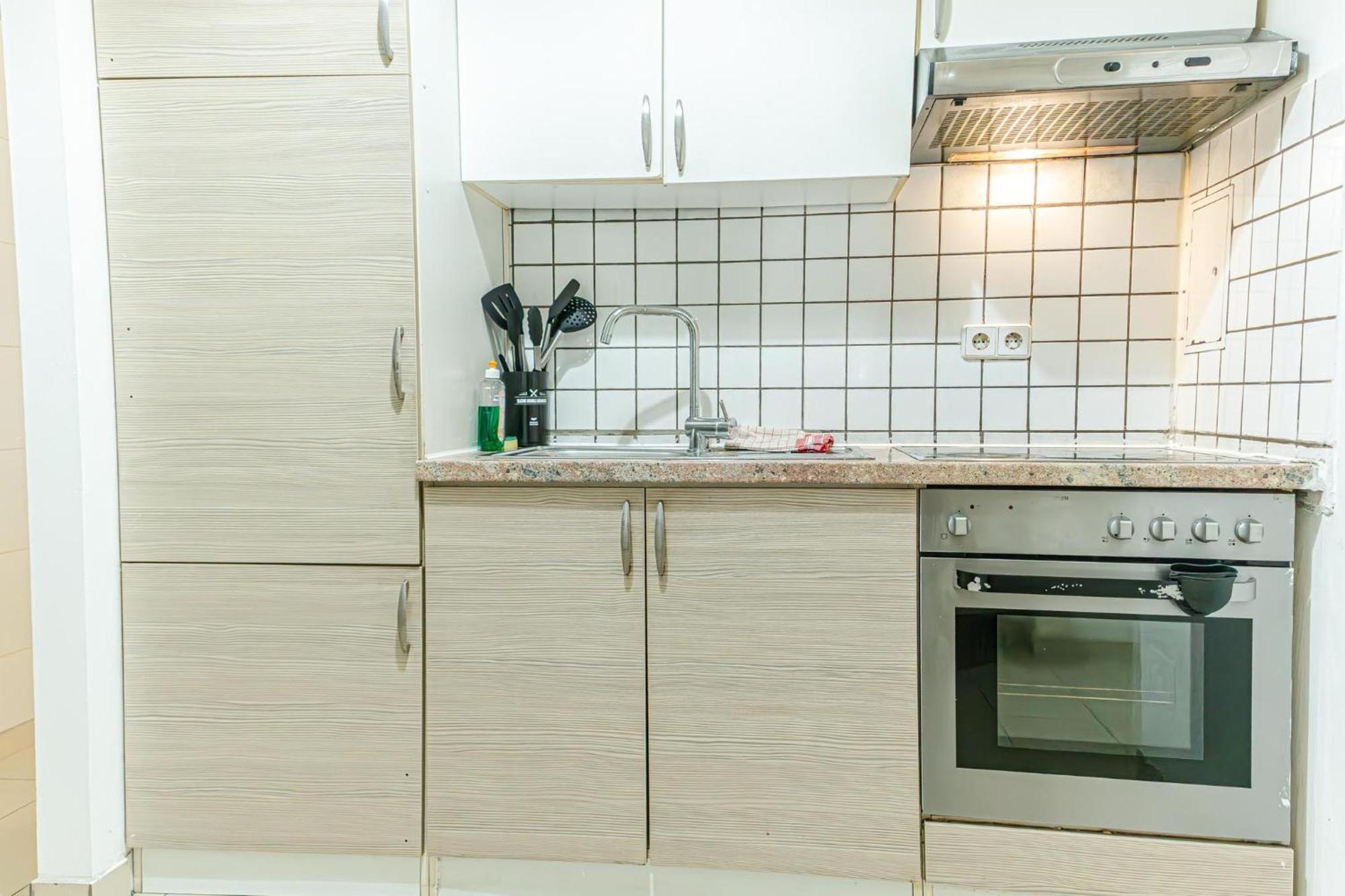 Amazing 2Br City Stay, Wiener Stadthalle Kültér fotó